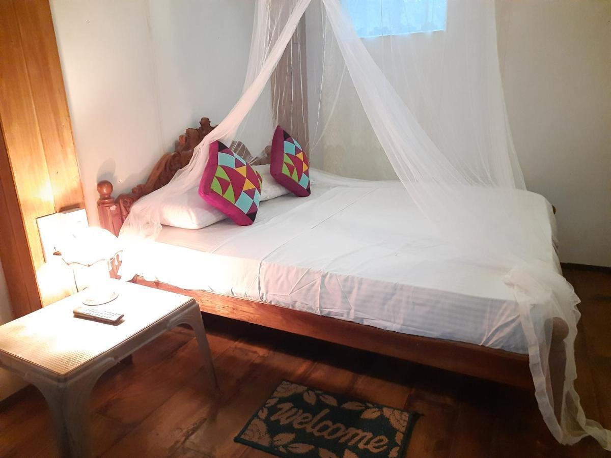 Ruk Sewana Villa Tree House Sigiriya Exteriör bild